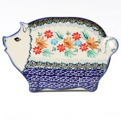 Janelle Imports Piggy Cutting Board In Late Fall