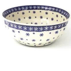 Janelle Imports Scalloped Bowl 128 Oz In Snowflake