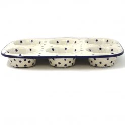 Janelle Imports Muffin Baker In Winter