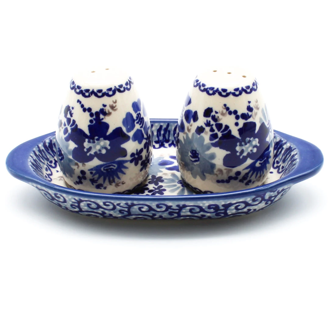 Janelle Imports Salt & Pepper Set W/Tray In Stunning Blue 3 Janelle Imports Salt & Pepper Set W/Tray In Stunning Blue