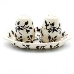 Janelle Imports Salt & Pepper Set W/Tray In Simply Black