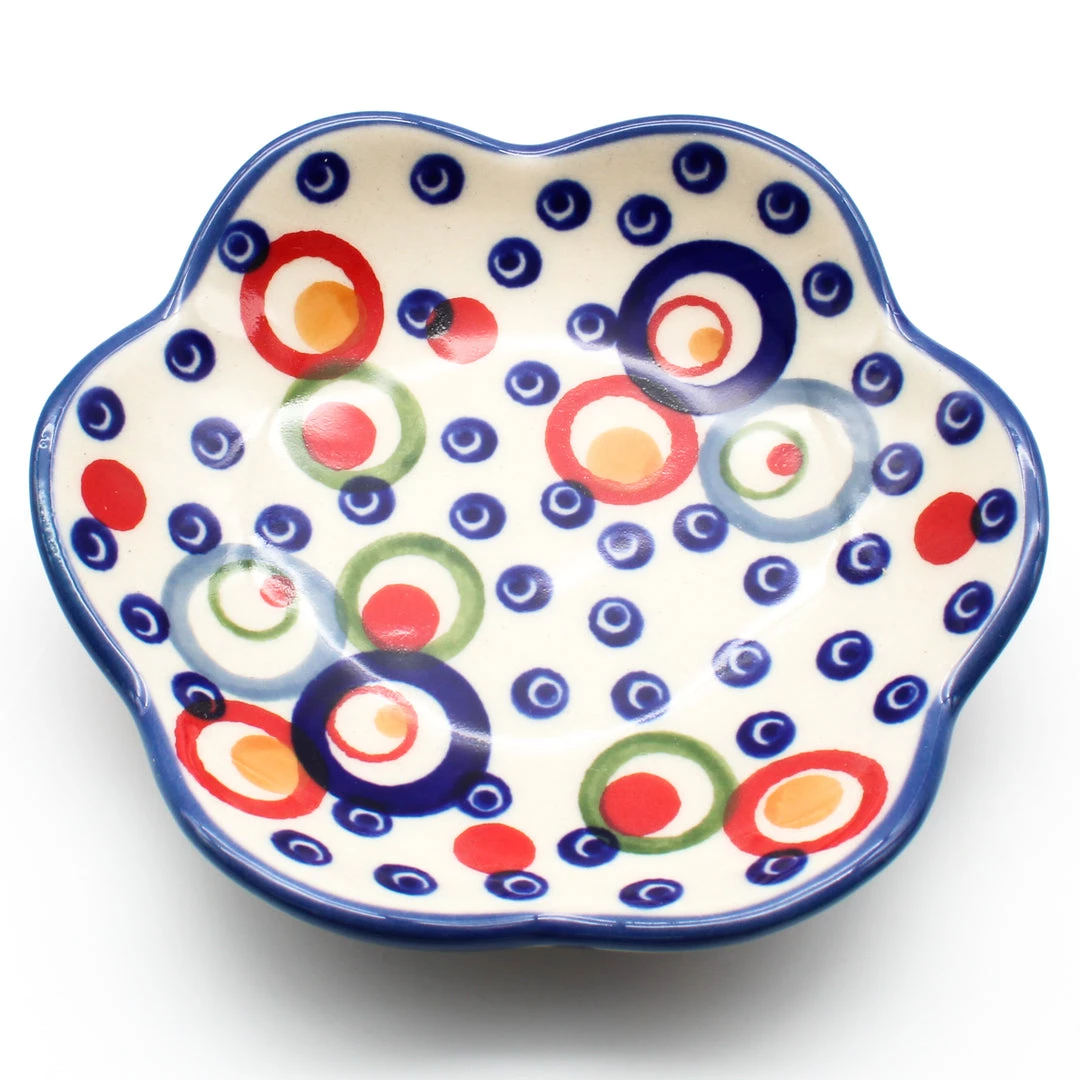 Janelle Imports Flower Plate In Modern Circles 3 Janelle Imports Flower Plate In Modern Circles