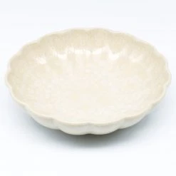 Janelle Imports Shell Bowl 6.5" In White On White