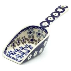 Janelle Imports Flour Scoop In Simple Daisy