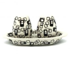 Janelle Imports Salt & Pepper Set W/Tray In Modern Gray & Black