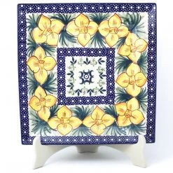 Janelle Imports Square Dinner Plate In Daffodils