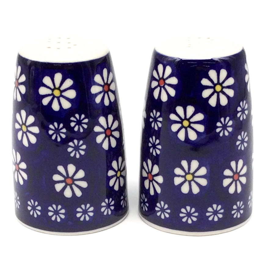 Janelle Imports Salt & Pepper Set In Flowers On Blue 3 Janelle Imports Salt & Pepper Set In Flowers On Blue