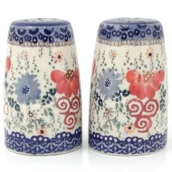 Janelle Imports Salt & Pepper Set In Perennial Garden