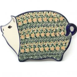Janelle Imports Piggy Cutting Board In Rose Garden