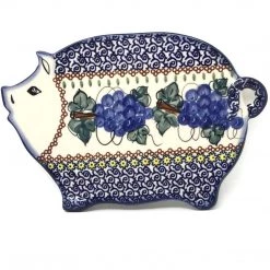 Janelle Imports Piggy Cutting Board In Grapevine